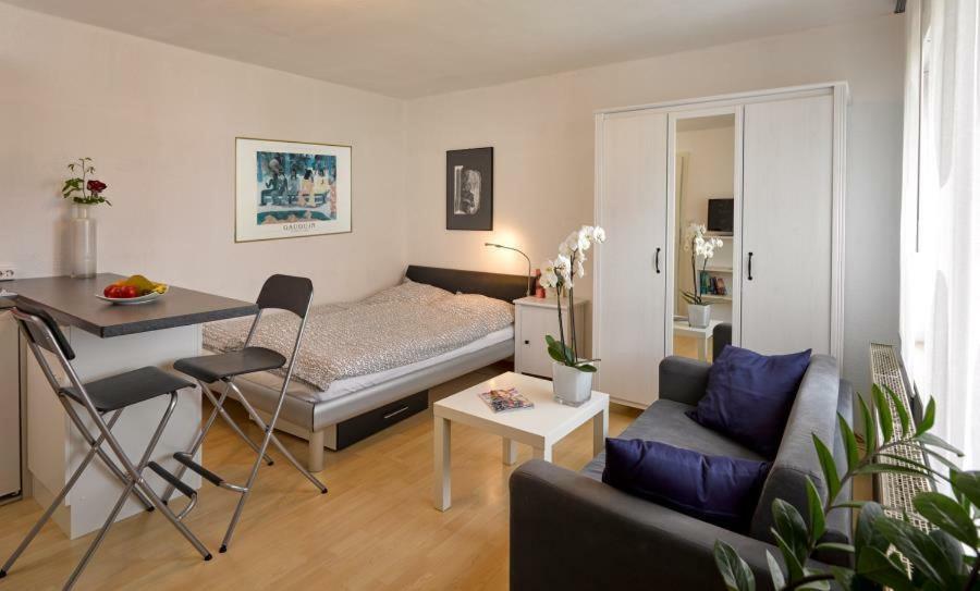 1-Zimmer-Apartment Heßdorf Zewnętrze zdjęcie